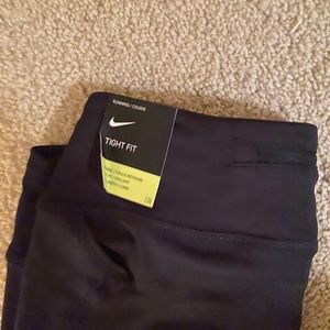 BRAND NEW NIKE TIGHT FIT PANT